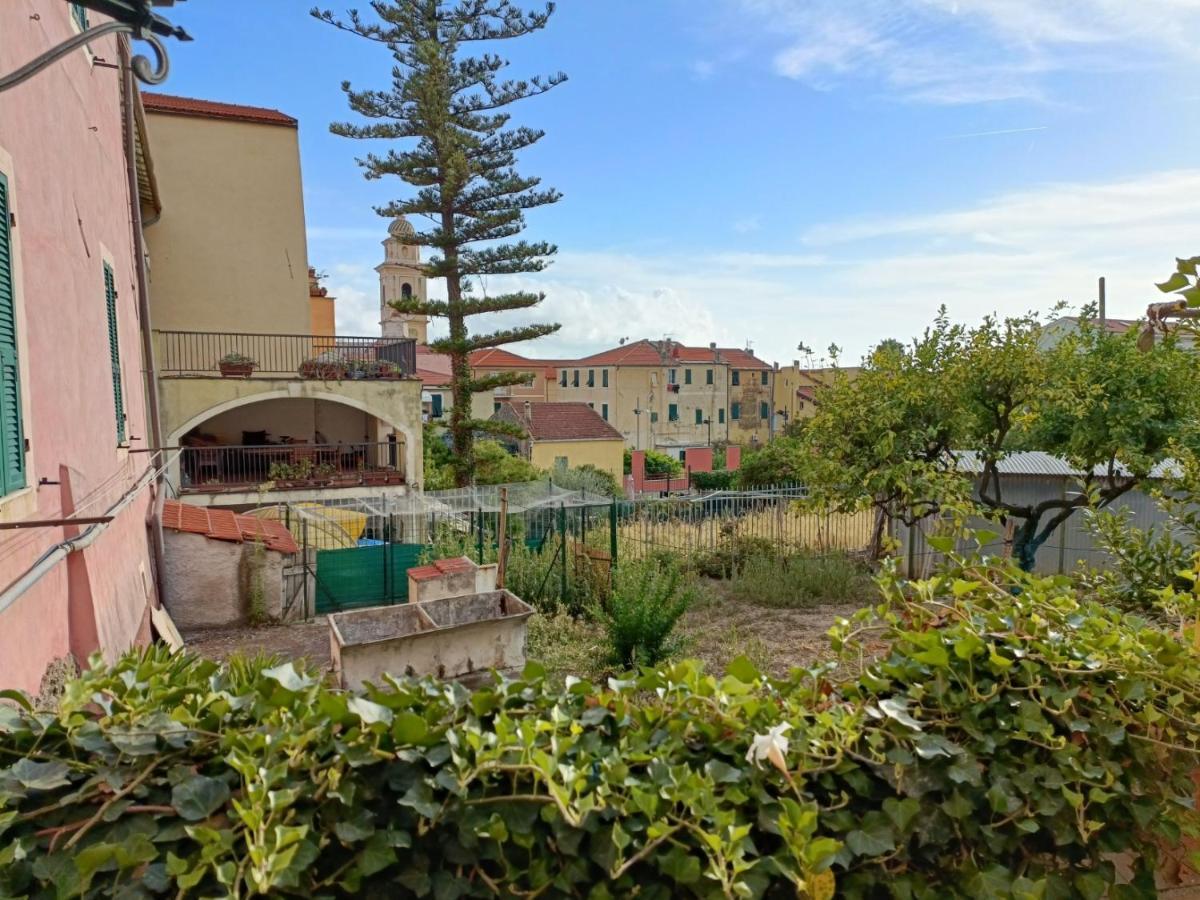 Casa Ribes Villa Santo Stefano al Mare Exteriör bild